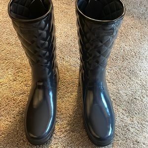 Women hunter boots, size 11 US,Color Dark Slate .